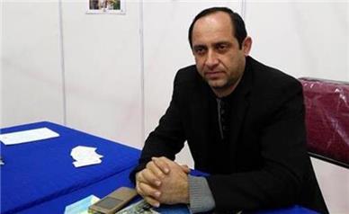 هدف شبکه‌های خارجی این است که با بزرگ‌نمایی درباره مکانیسم ماشه دل مردم را خالی کنند و قیمت دلار و سکه را بالا ببرند
