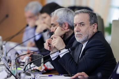 عراقچی در نشست با سفرا و روسای نمایندگی‌های دیپلماتیک خارجی: اسنپ‌بک، وجاهت قانونی، منطقی و اخلاقی ندارد / ایران از دبیرخانه سازمان ملل انتظار دارد منطبق با مفاد قطعنامه ۲۲۳۱، همه محدودیت‌های مندرج در این قطعنامه را در تاریخ ۲۶ مهرماه خاتمه‌یافته تلقی کنند