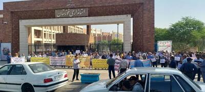 بازنشستگان، خواستار رفع تبعیض و احقاق حقوق قانونی خود شدند + فیلم