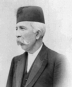 نخست وزیر دوران قاجار زنده شد