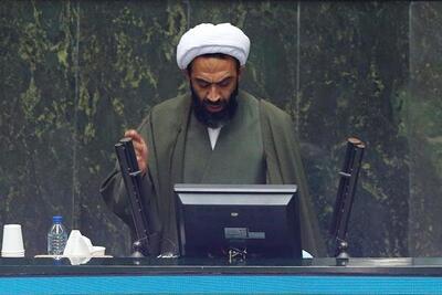 نطق انتقادی نقدعلی و پاسخ نیکزاد