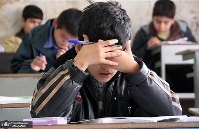 میانگین معدل دانش آموزان کل کشور بین ۹ تا ۱۲ است؛ این عدد پایینی است/ آمار دقیقی از حدود ۱۷ میلیون دانش‌آموز نداریم! نظام آموزشی ما در آموزش و پرورش اشکالی دارد