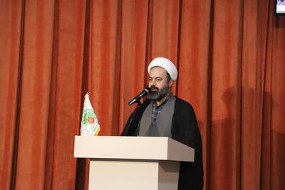 رستمی: دشمن با جنگ شناختی به دنبال ضربه به انقلاب اسلامی است