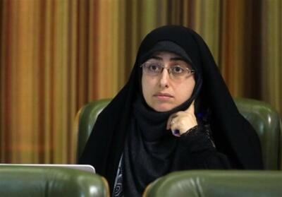 بازگشت پدیده چادرزنی همراهان بیماران در کنار بیمارستان‌های تهران - پارس فوتبال