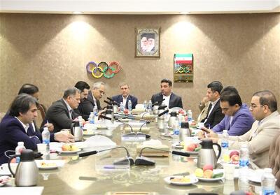  برگزاری نشست هم‌اندیشی فدراسیون دوومیدانی با مدیران ورزش مناطق آزاد - پارس فوتبال