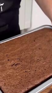 کیک بستنی شکلاتی + فیلم