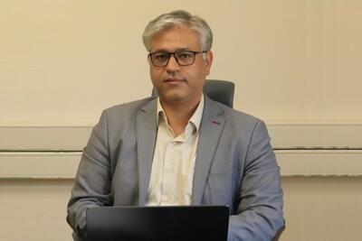 معاون وزیر ارتباطات از آغاز اجرای دستورالعمل جامع خدمات آنلاین دارو خبر داد