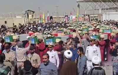 استقبال از پیکر مطهر ۴۴ شهید هشت سال دفاع مقدس در مرز شلمچه
