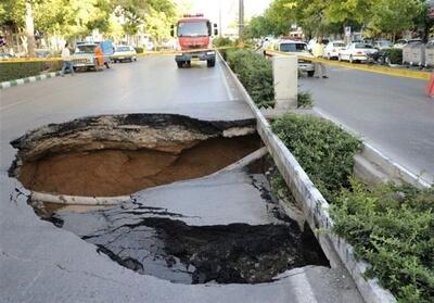 بحران فرونشست در کرمان؛ هشدار درباره فرو ریزش‌های ناگهانی در شهر - تسنیم