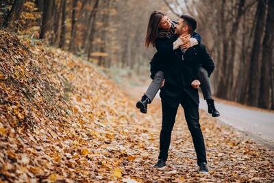 ۸ ایده ی دلبرانه ی پاییزی برای یک قرار عاشقانه ایرانی!