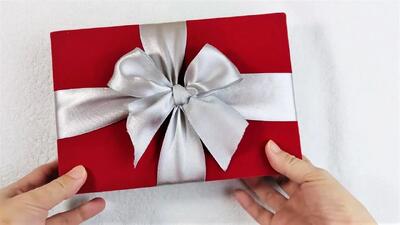 نحوه بستن روبان روی جعبه کادو به ساده ترین روش !