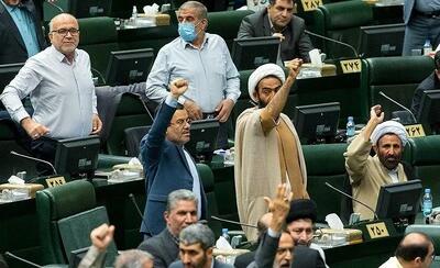 فیل تندروها یاد هندوستان کرده/ آنها مسببان وضع موجود حجاب هستند