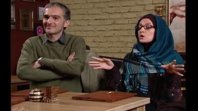 قاب خانوادگی خانم شیرزاد  ساختمان پزشکان  در کنار برادرش!