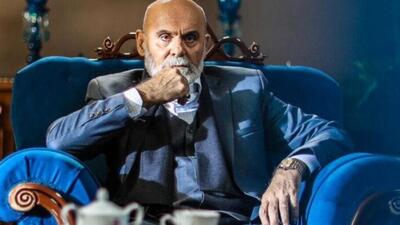 تصویر روز | بدن خوش فرم «جمشید هاشم‌پور» با لباس تکواندو در دهه 70 | گلی شی
