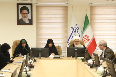نقش زن در خانواده و کنش‌های اجتماعی مورد بازخوانی قرار گیرد