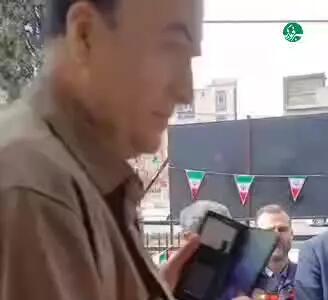 عجیب اما واقعی؛ مراسم افتتاح ورودی جدید اداره برق منجیل با حضور مسئولان محلی!