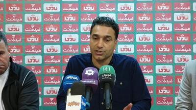 کیانوش رحمتی: برای دیدار شش امتیازی با فرد البرز یک داور جوان گذاشتند
