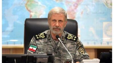 فرمانده کل ارتش: ملت ایران زیربار ظلم و تسلیم نمی‌رود و با نهایت توان برای پیروزی می‌جنگد - مردم سالاری آنلاین