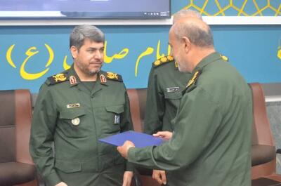 فرمانده سپاه بوشهر: یک مدرسه و یک درمانگاه در همه شهرستان‌ها می‌سازیم