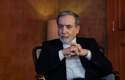 عباس عراقچی: در اوج مذاکرات برجام، اخبار پرسپولیس را دنبال می‌کردیم؛ من و معاون امور سیاسی وزارت خارجه، پرسپولیسی هستیم - پارس فوتبال