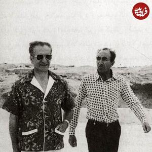 عکسی از اسدالله علم درحال قدم زدن با محمدرضا پهلوی؛ دهه ۴۰