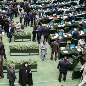 سیاست انحرافی