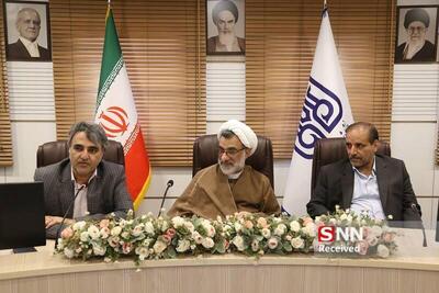 دیدار دبیر شورای عالی انقلاب‌فرهنگی با رؤسای دانشگاه‌ها، مراکز آموزش عالی و حوزه‌های علمیه کرمان
