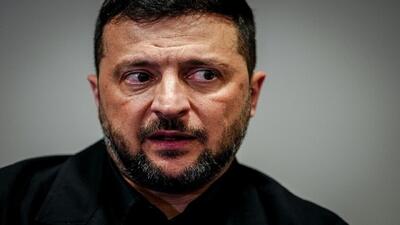 زلنسکی در تدارک نامزدی مجدد، رقبای خود را ارعاب می‌کند