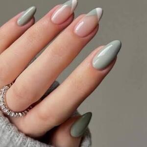 طراحی ناخن خاص و دیدنی!