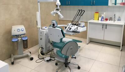 پلمب مرکز غیرمجاز دندانپزشکی با دستگیری تبعه خارجی در زاهدان