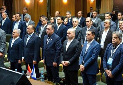 دود کمبود نقدینگی خودروسازان در چشم قطعه‌سازان ایرانی