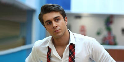  بازیگر دخترکش سریال «خواهران و برادران» با استایلی جذاب در هفته مد پاریس - چی بپوشم