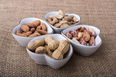 آشنایی با آجیل چهار مغز و نکات مهم برای مصرف صحیح آن