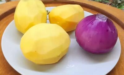 عمرا اگه میدونستی با سیب زمینی و پیاز یه همچین غذای خوشمزه ای میشه درست کرد !