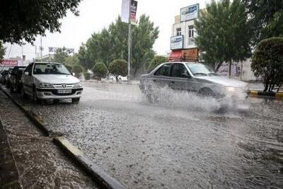 رگبار و رعد و برق در جنوب شرق/ آسمان تهران، صاف همراه با وزش باد