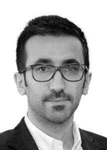 انحراف از واقعیت بازار