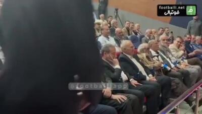 پخش آهنگ لس‌آنجلسی در حضور عراقچی + فیلم