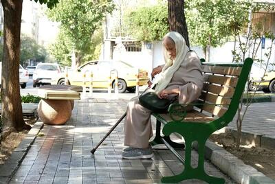 حداکثر و حداقل سن بازنشستگی زنان چقدر است؟