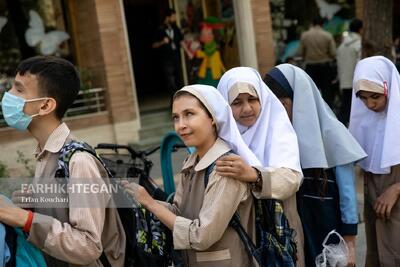 پخش فیلم برای  دانش آموزان نابینا در سینما چهارباغ