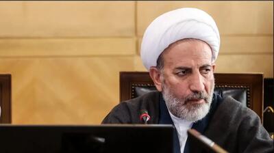 ادامه حمله‌ها به محمدرضا باهنر در مجلس: به خون شهدا خیانت کردی