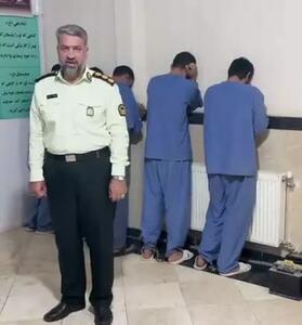 اعضای باند ۹ نفره سارقان و مالخران قطعات و محتویات خودرو دستگیر شدند‍!