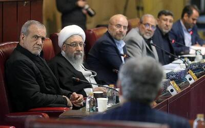 ترکیب مجمع تشخیص مصلحت نظام باید بازبینی شود/ 7 سال کشور را معطل امام جمعه ای کردند که CFT را حرام می دانست