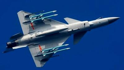 جنگنده‌های چینی J-10C در پایگاه هوایی شیراز به ایران تحویل داده شدند/ مشخصات کامل این جنگنده/ اینفوگرافی