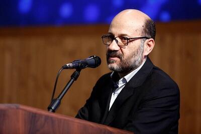 امیرخانی: آثار ایرج افشار مرجع معتبر پژوهش‌های تاریخی است