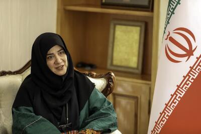 برگزاری نمایش صنایع دستی ایرانی در دهکده جهانی دبی