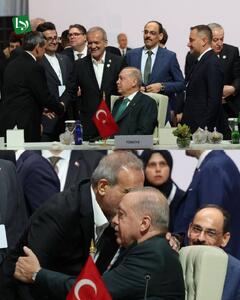 تصویری از دیدار پزشکیان و اردوغان در حاشیه اجلاس سران کشورهای اسلامی