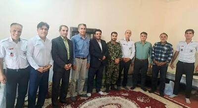 پرسنل اورژانس ایثارگران خط مقدم نجات جان مردم
