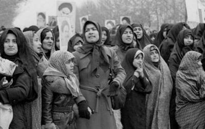 پس از پیروزی انقلاب اسلامی چند «زن» بیمه شده‌اند؟