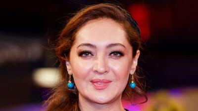 نیکی کریمی با استایل جدید پوشش، دنبال ادامه بازیگری در خارج از ایران است؟ + عکس