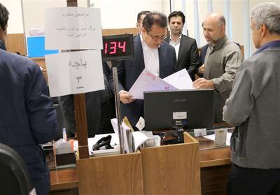 بازدید مدیرعامل بیمه دانا از شعب تبریز و گفت‌وگو با کارکنان و بیمه‌گذاران - تسنیم